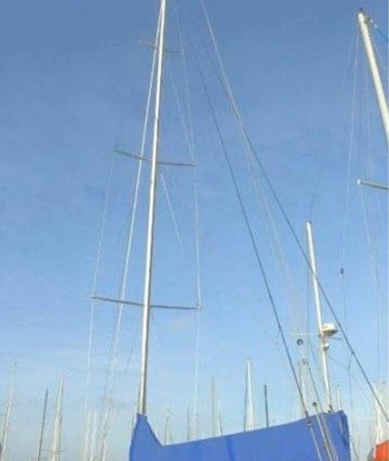 A photo of this 1993 Green Marine, U.K. Dubois 50