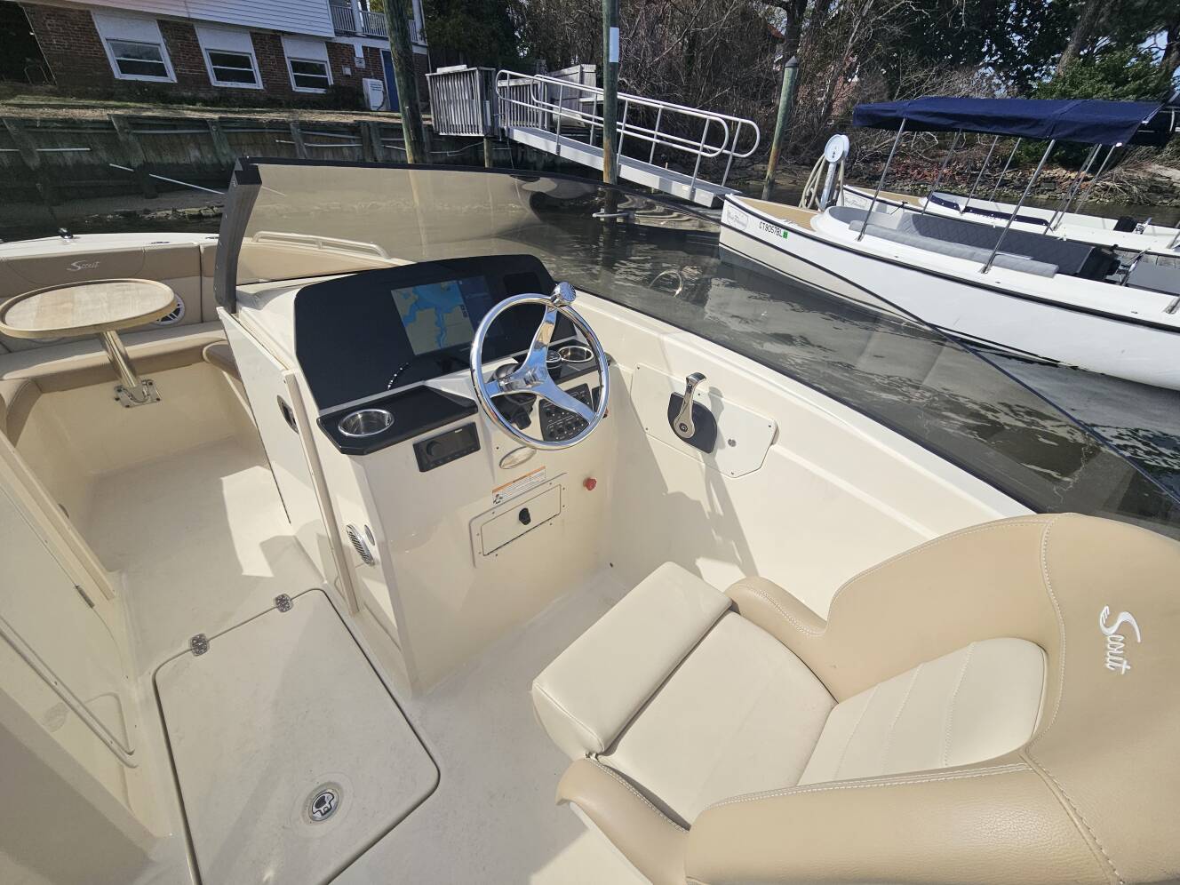 A photo of this 2025 Scout Boats DORADO