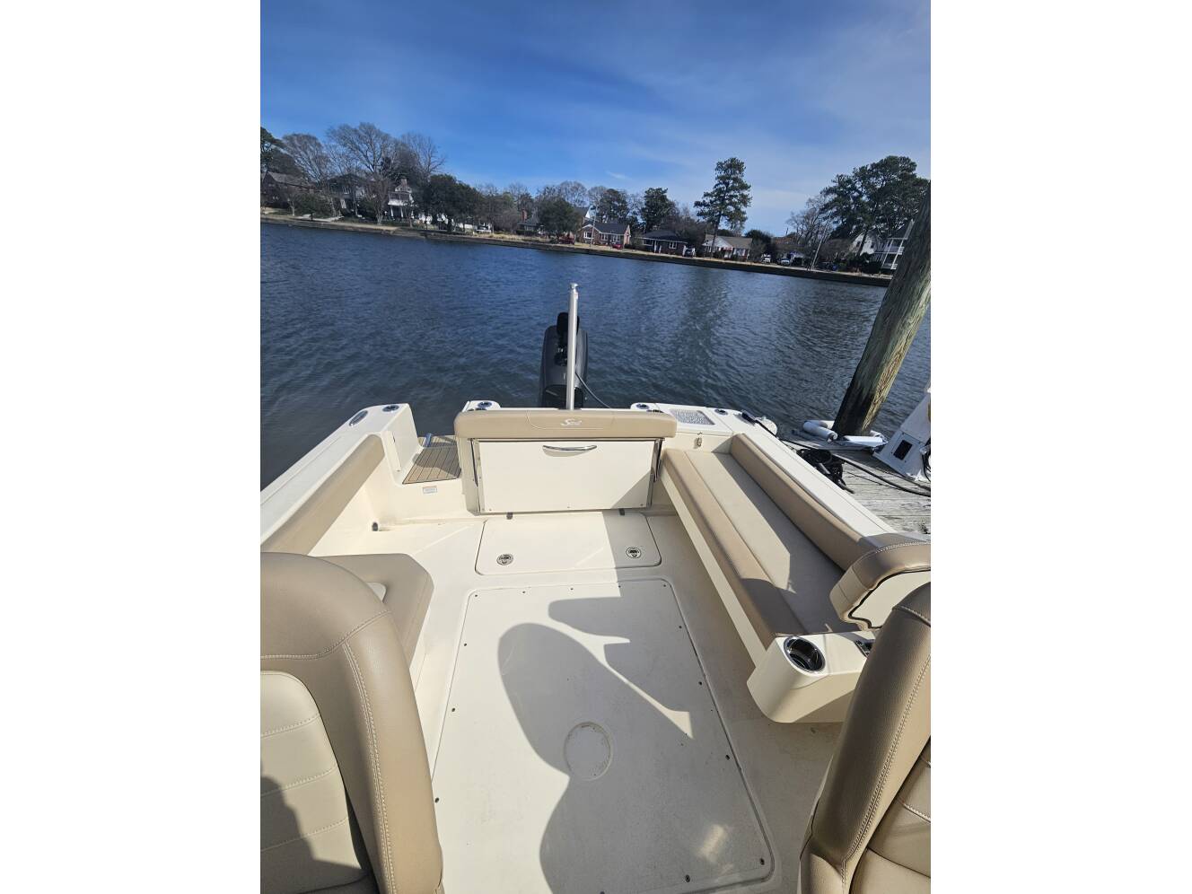 A photo of this 2025 Scout Boats DORADO