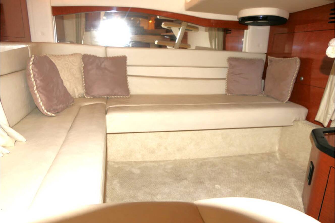 A photo of this 2005 Sea Ray 340 SUNDANCER