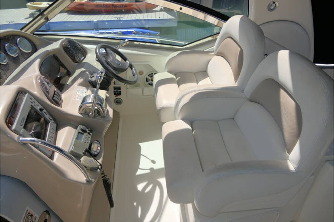 A photo of this 2005 Sea Ray 340 SUNDANCER