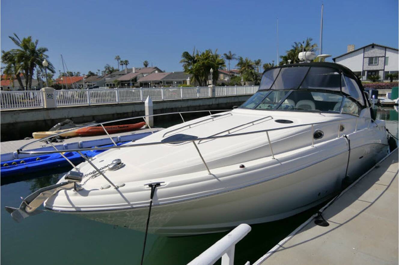 A photo of this 2005 Sea Ray 340 SUNDANCER