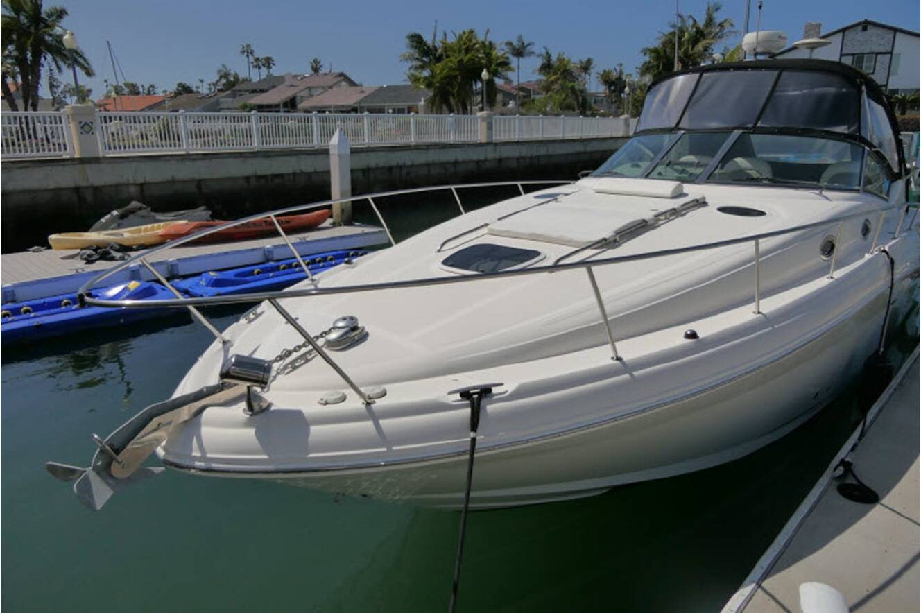 A photo of this 2005 Sea Ray 340 SUNDANCER