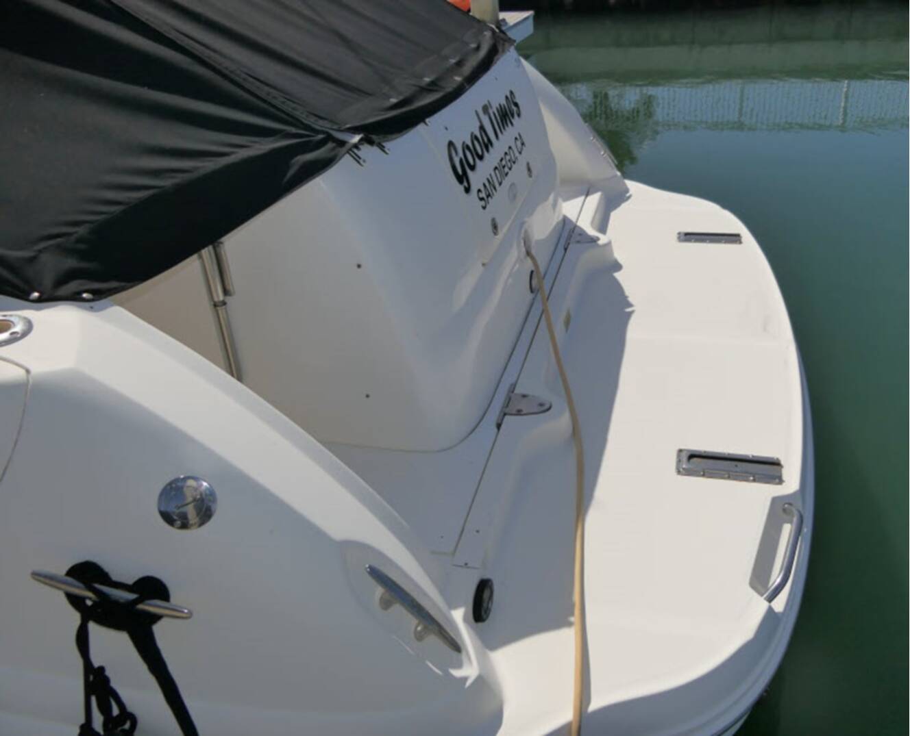 A photo of this 2005 Sea Ray 340 SUNDANCER