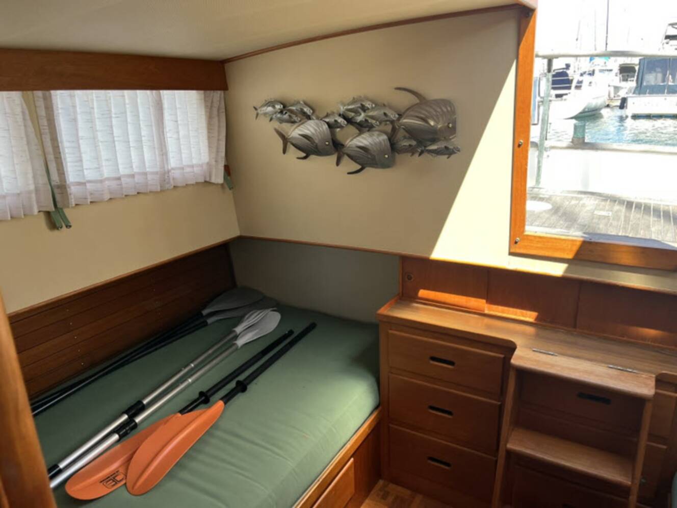 A photo of this 1981 Grand Banks 36 Classic