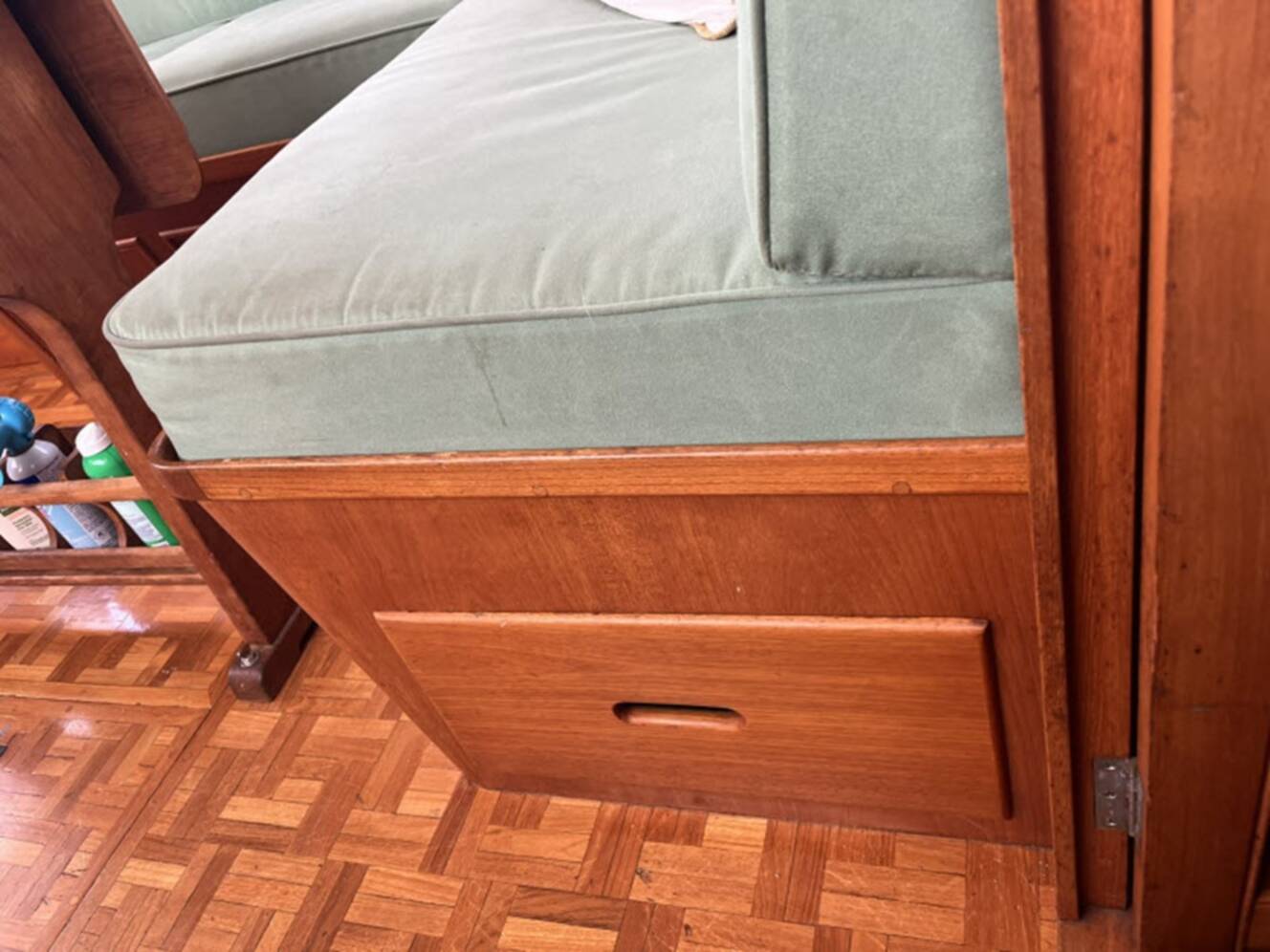 A photo of this 1981 Grand Banks 36 Classic