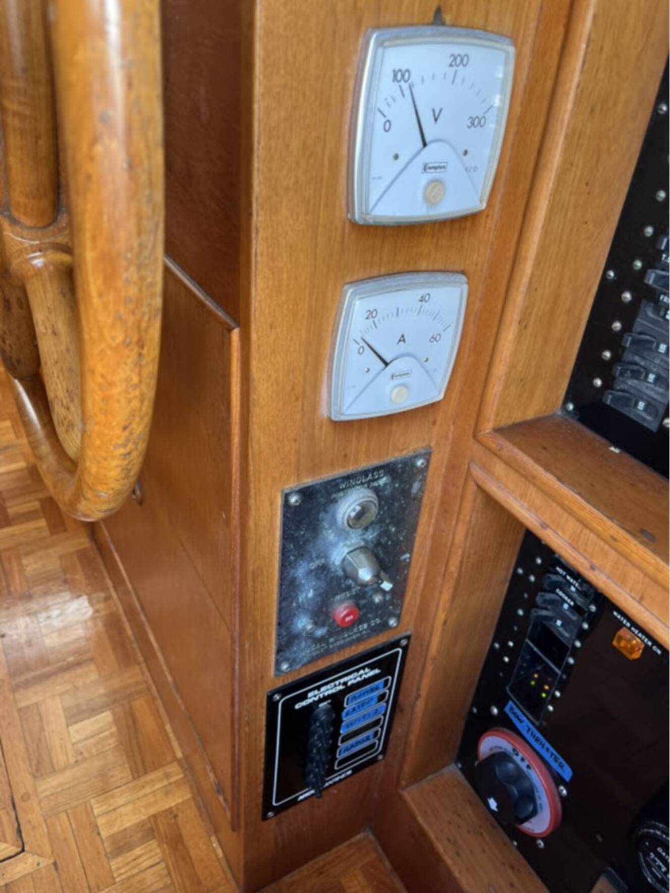 A photo of this 1981 Grand Banks 36 Classic
