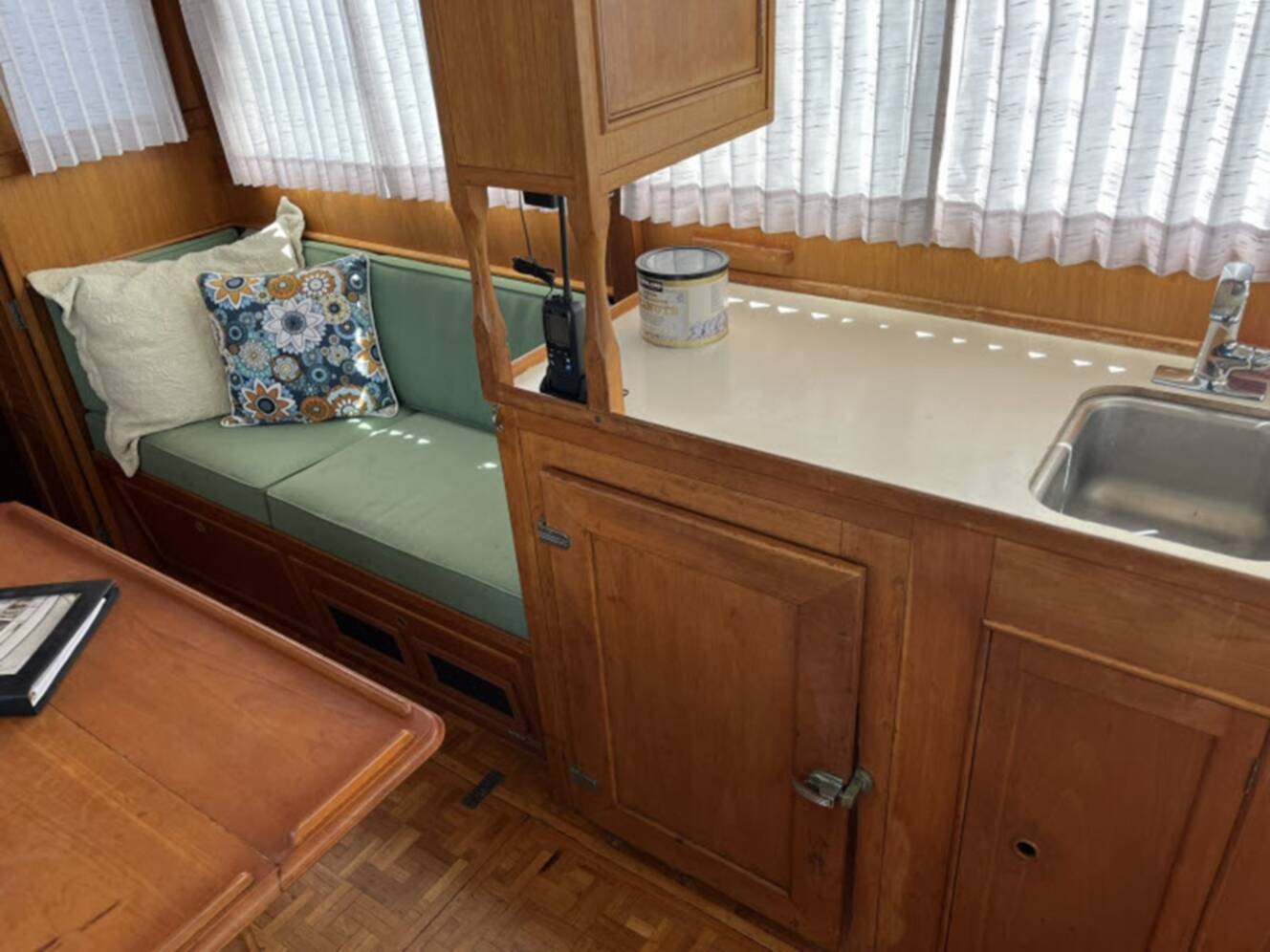 A photo of this 1981 Grand Banks 36 Classic