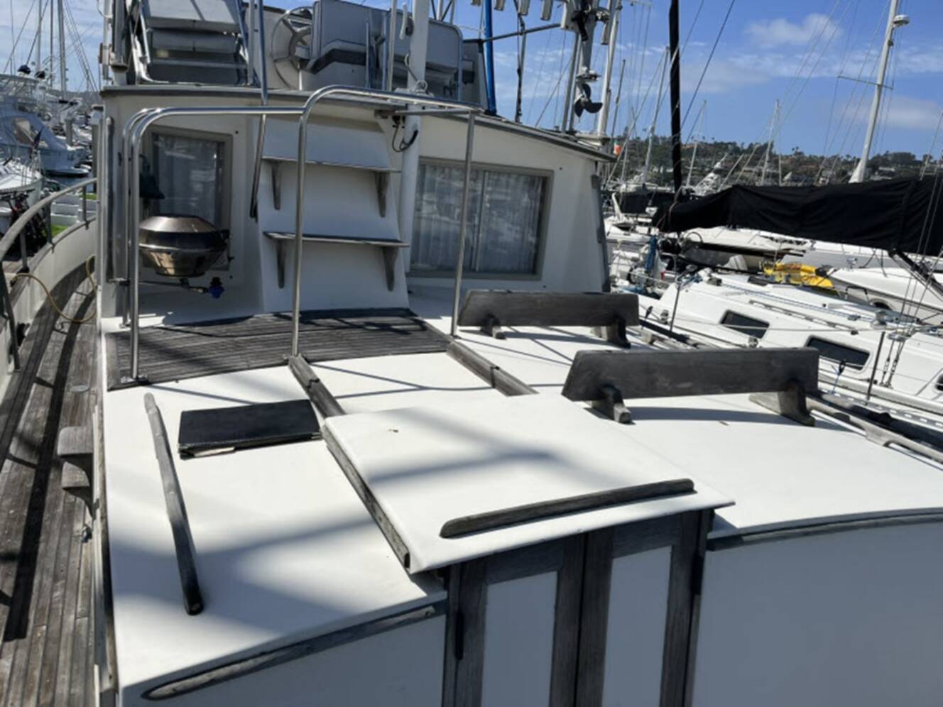A photo of this 1981 Grand Banks 36 Classic
