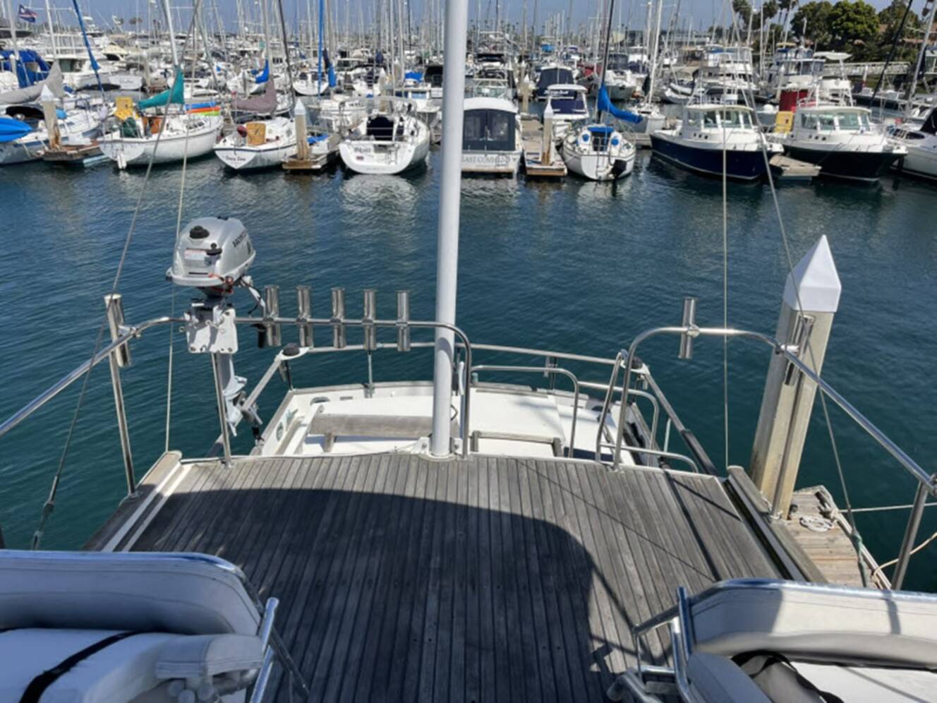 A photo of this 1981 Grand Banks 36 Classic