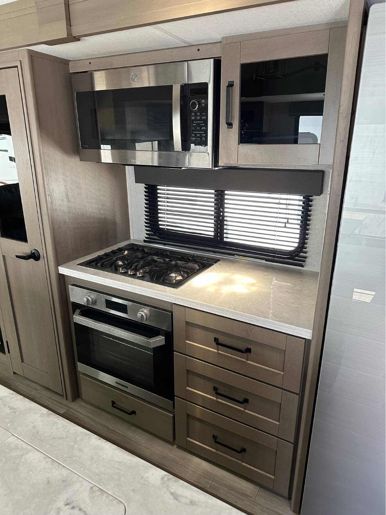 A photo of this 2023 Grand Design REFLECTION 337RLS