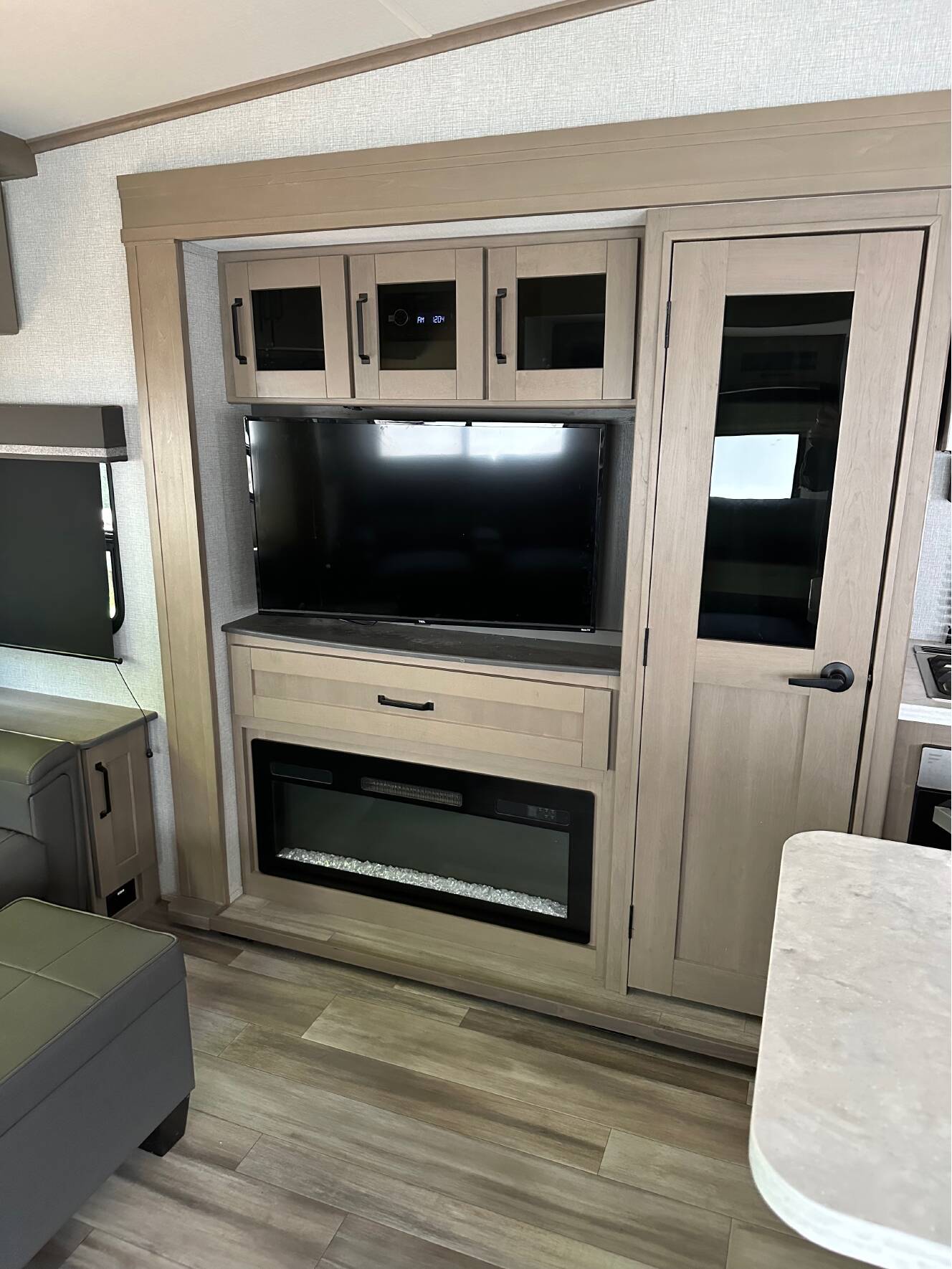 A photo of this 2023 Grand Design REFLECTION 337RLS