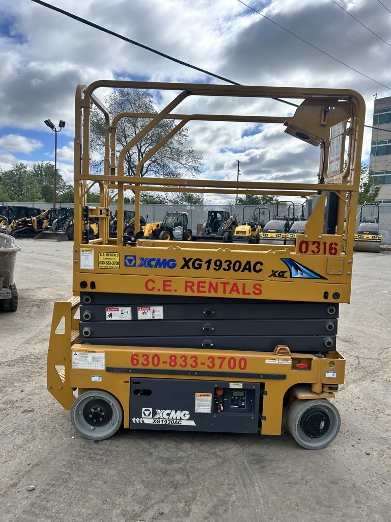2023 XCMG XG1930AC in Elmhurst, IL