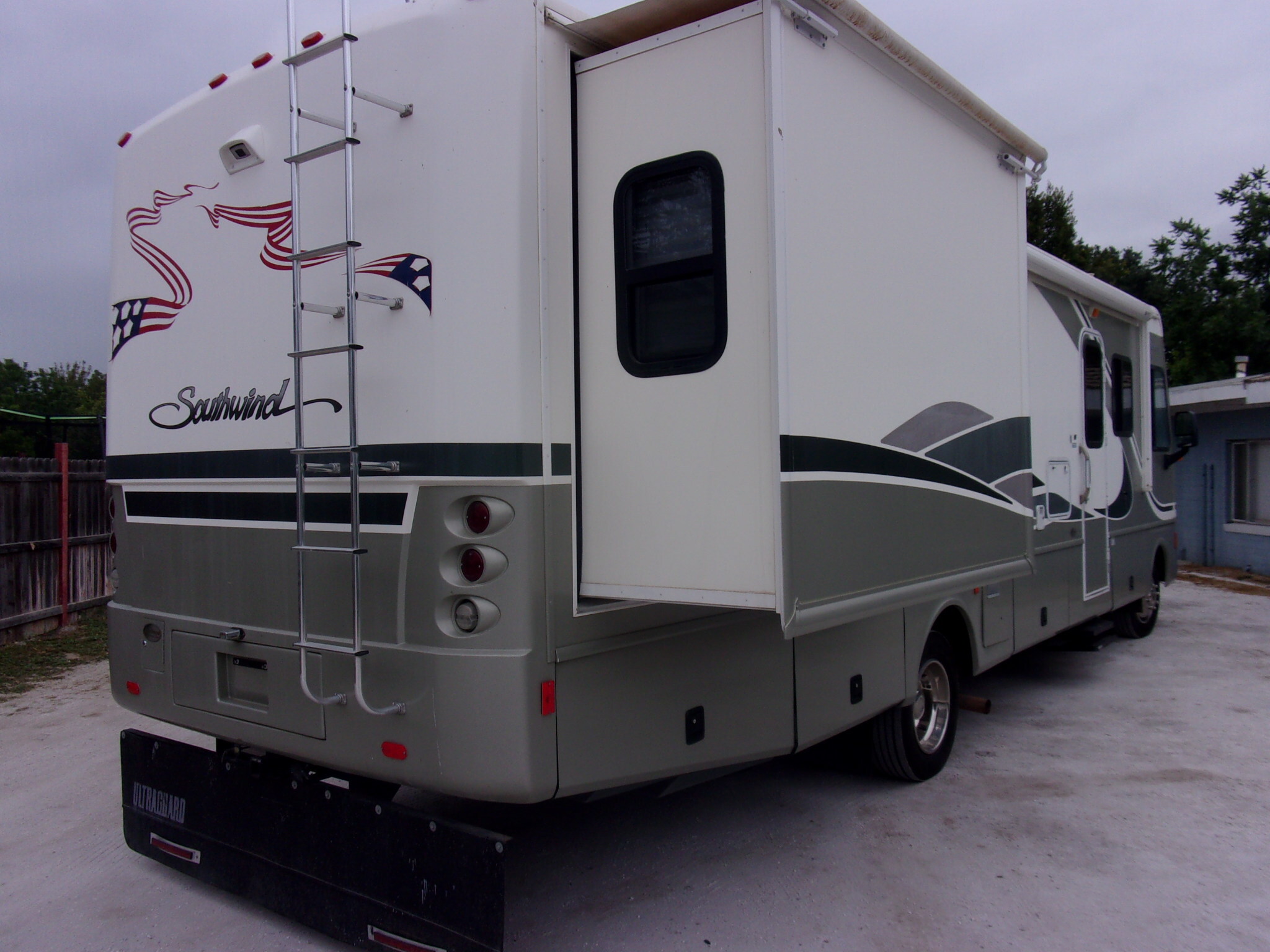 Trailer Image