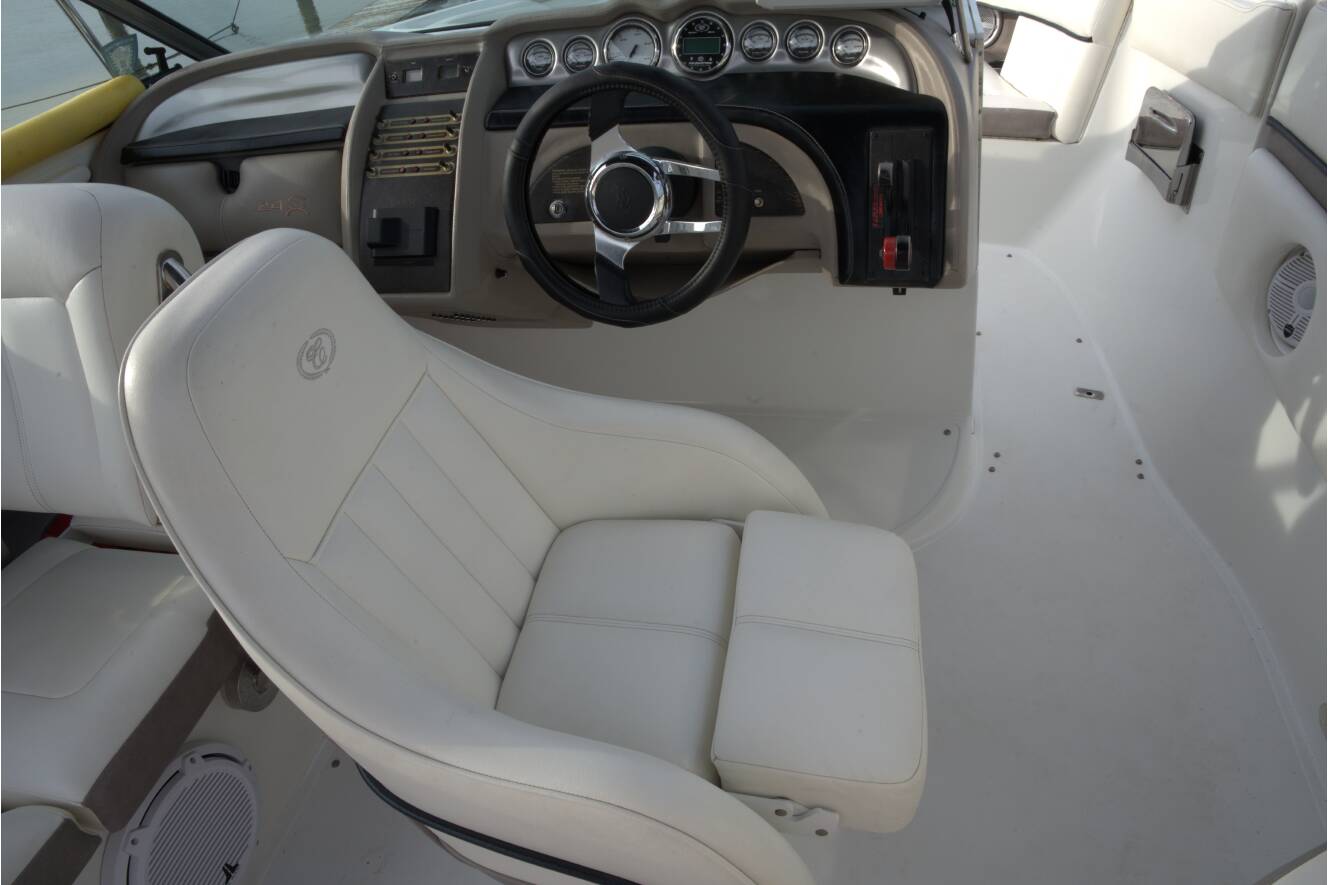 A photo of this 2005 Cobalt 24SX