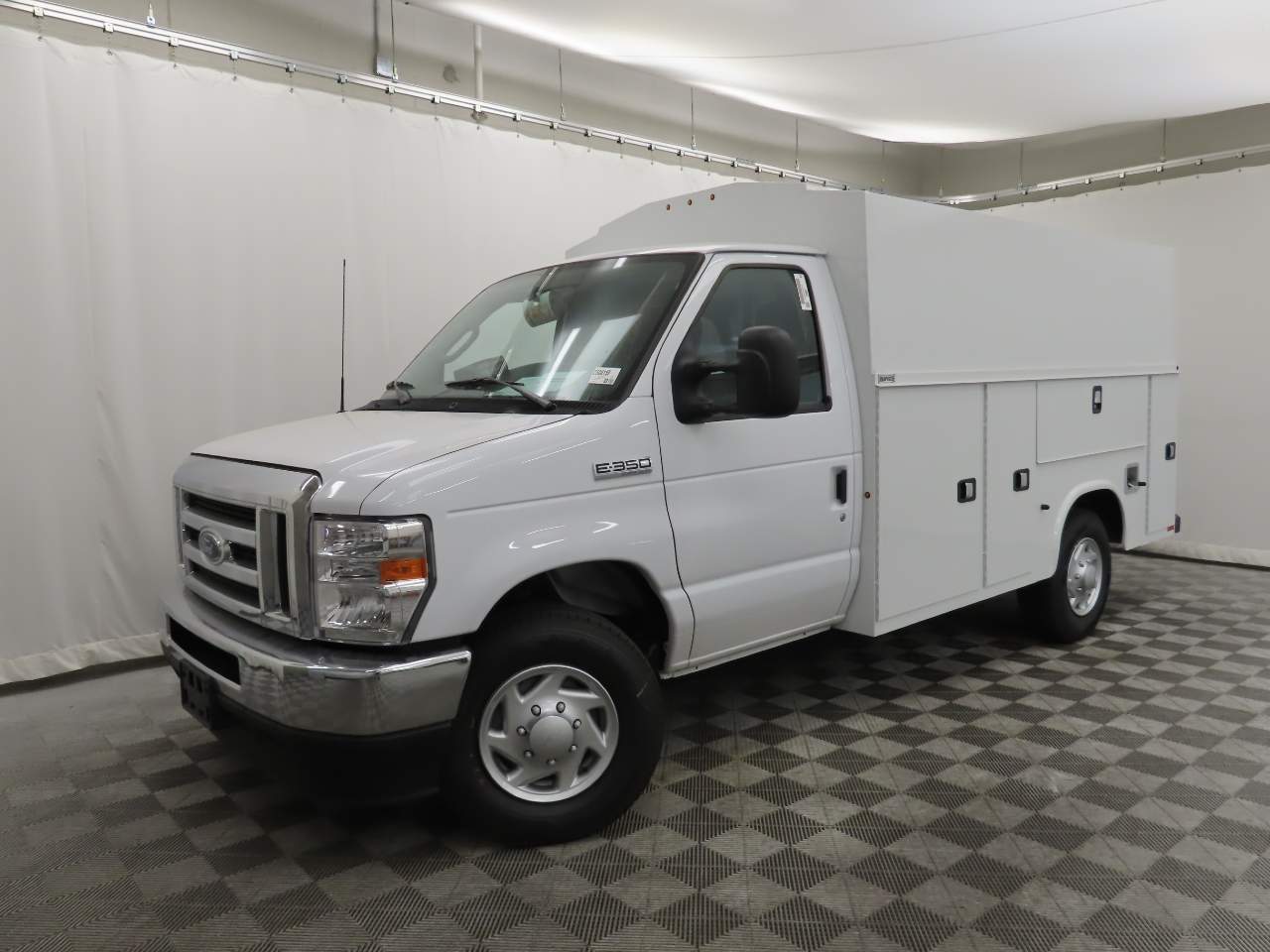 2025 FORD ECONOLINE in Scottsdale, AZ