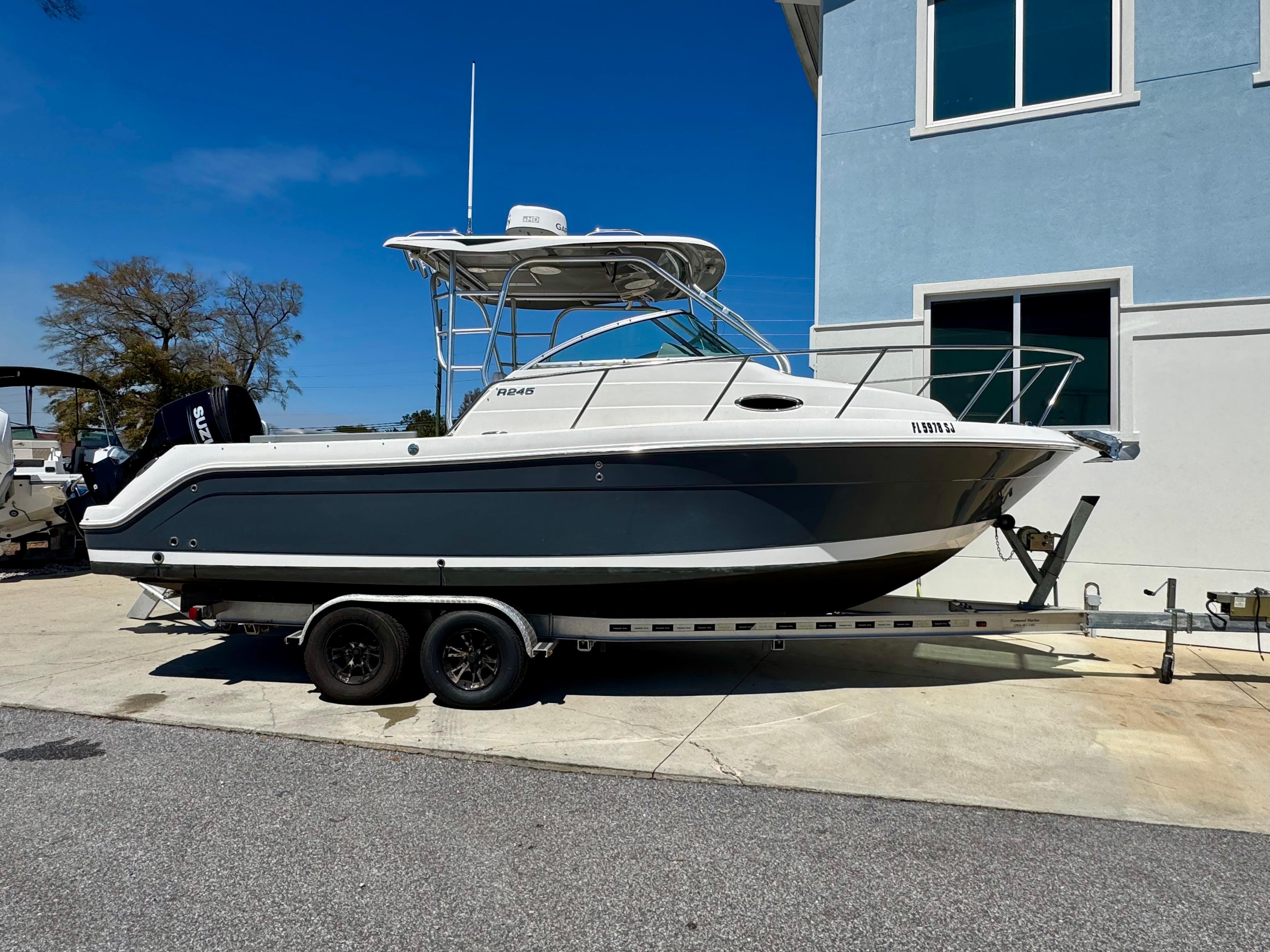 2015 Robalo R245 Walkaround R305 in niceville FL