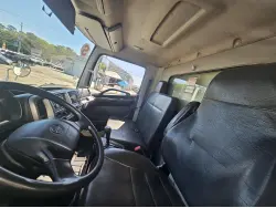 2015 HINO 268