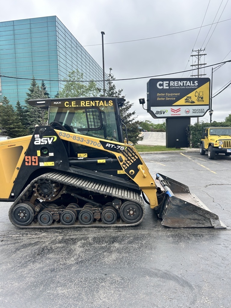 2023 ASV rt-75 in Elmhurst, IL