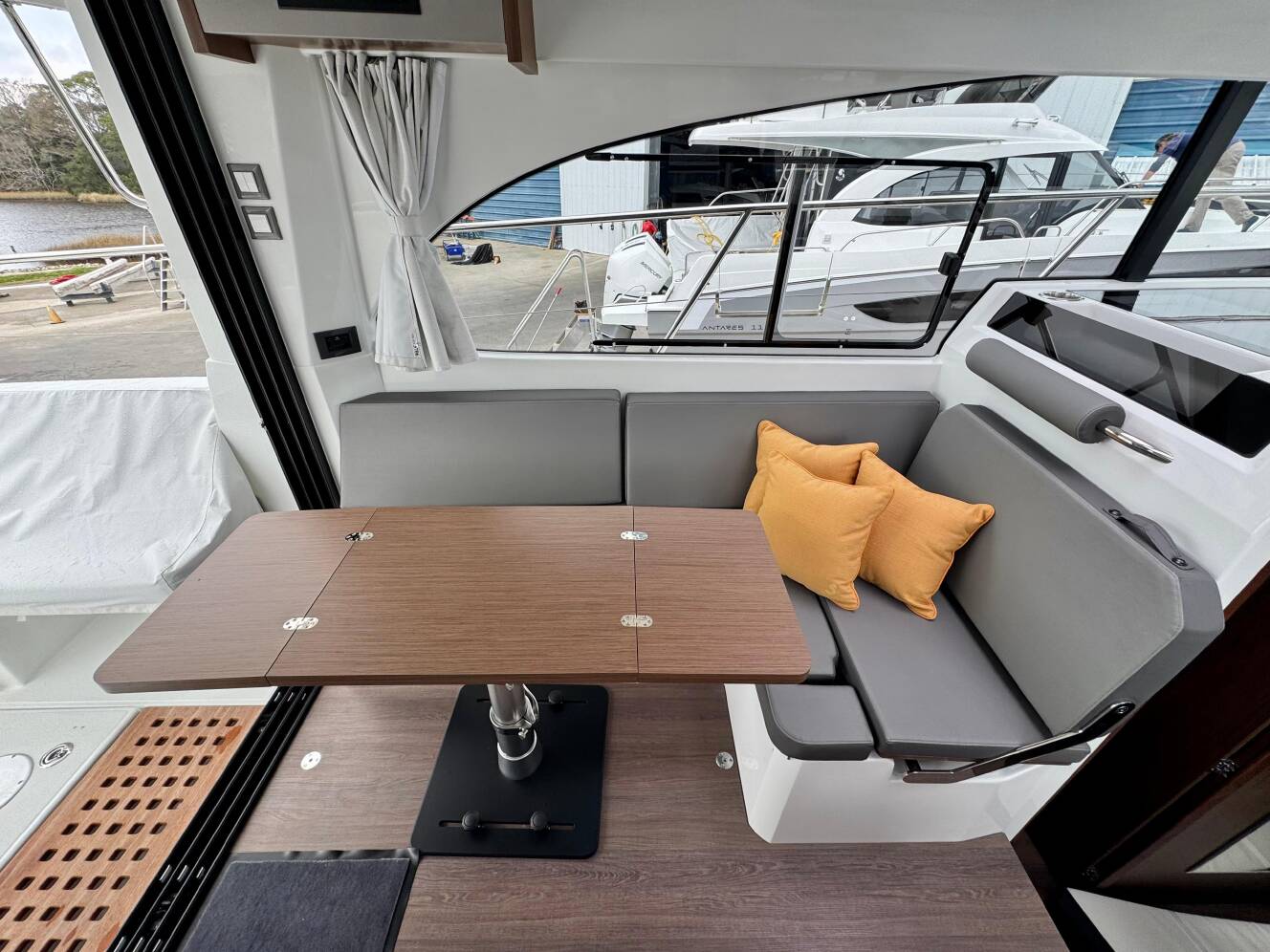 A photo of this 2025 Beneteau Antarès 11
