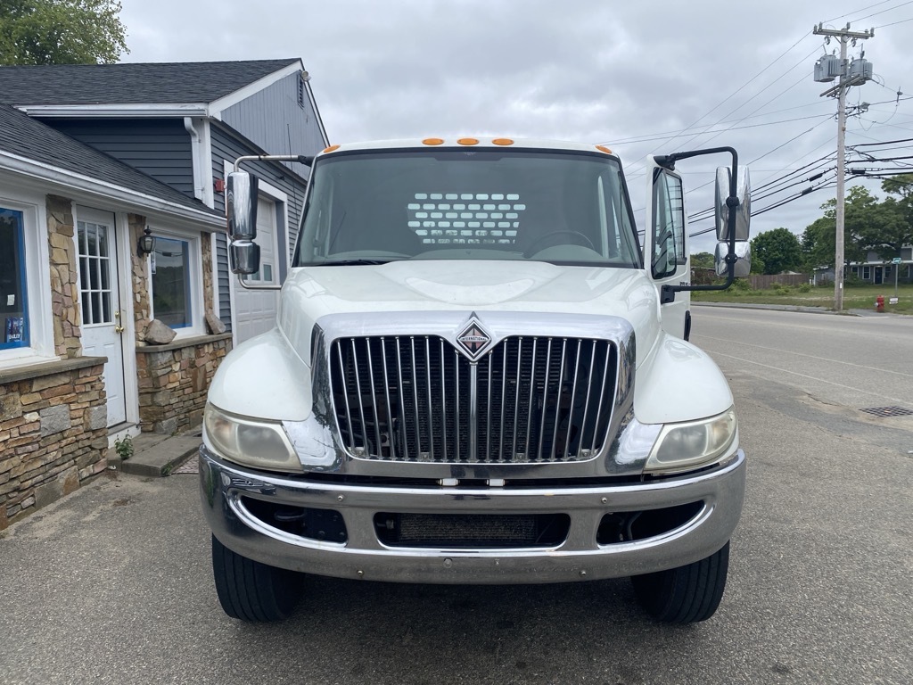 2008 INTERNATIONAL 4300 in East Wareham, MA