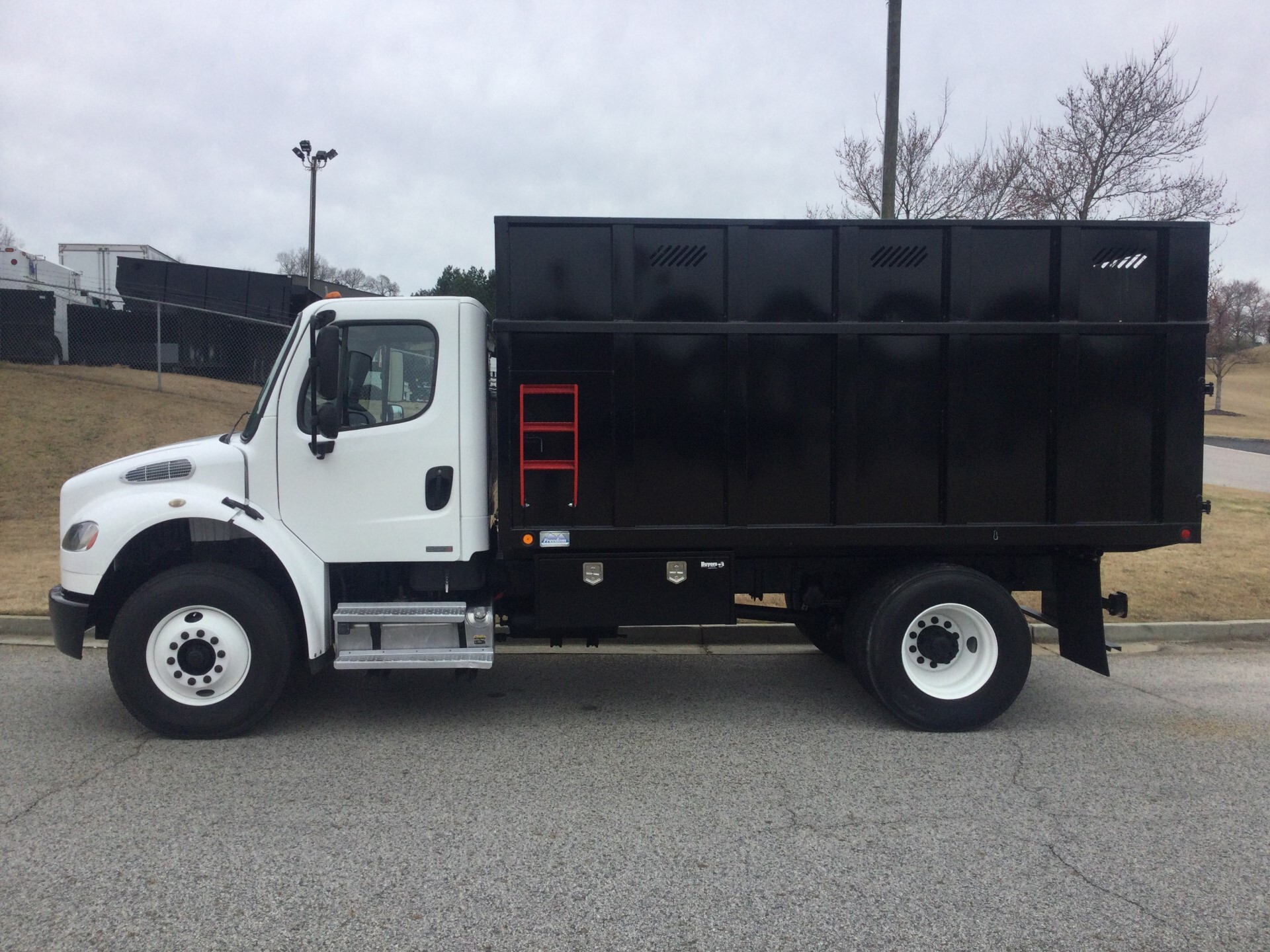2015 FREIGHTLINER BUSINESS CLASS M2 in Winder, GA