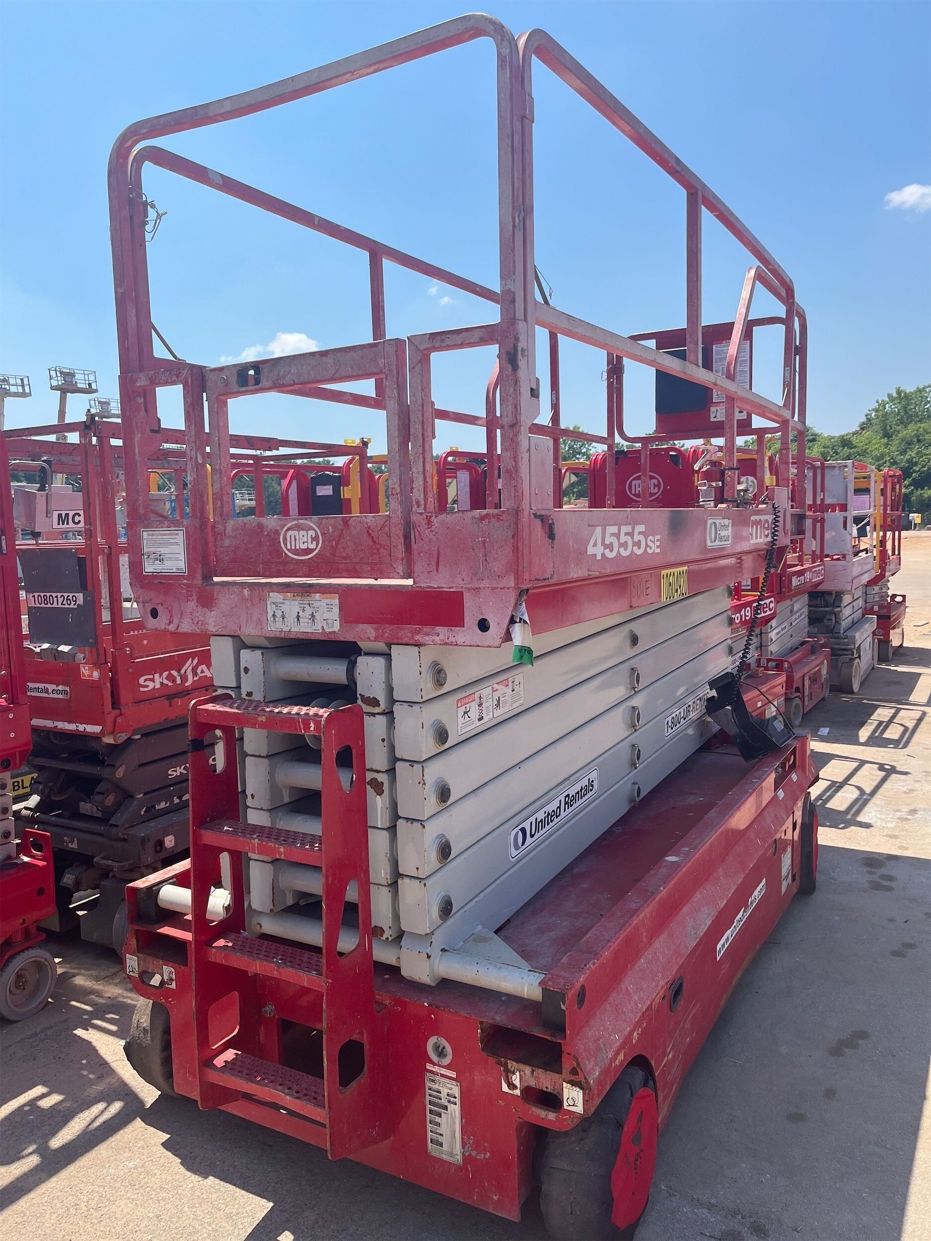 2017 MEC 4555SE Scissor Lift in Bessemer, AL
