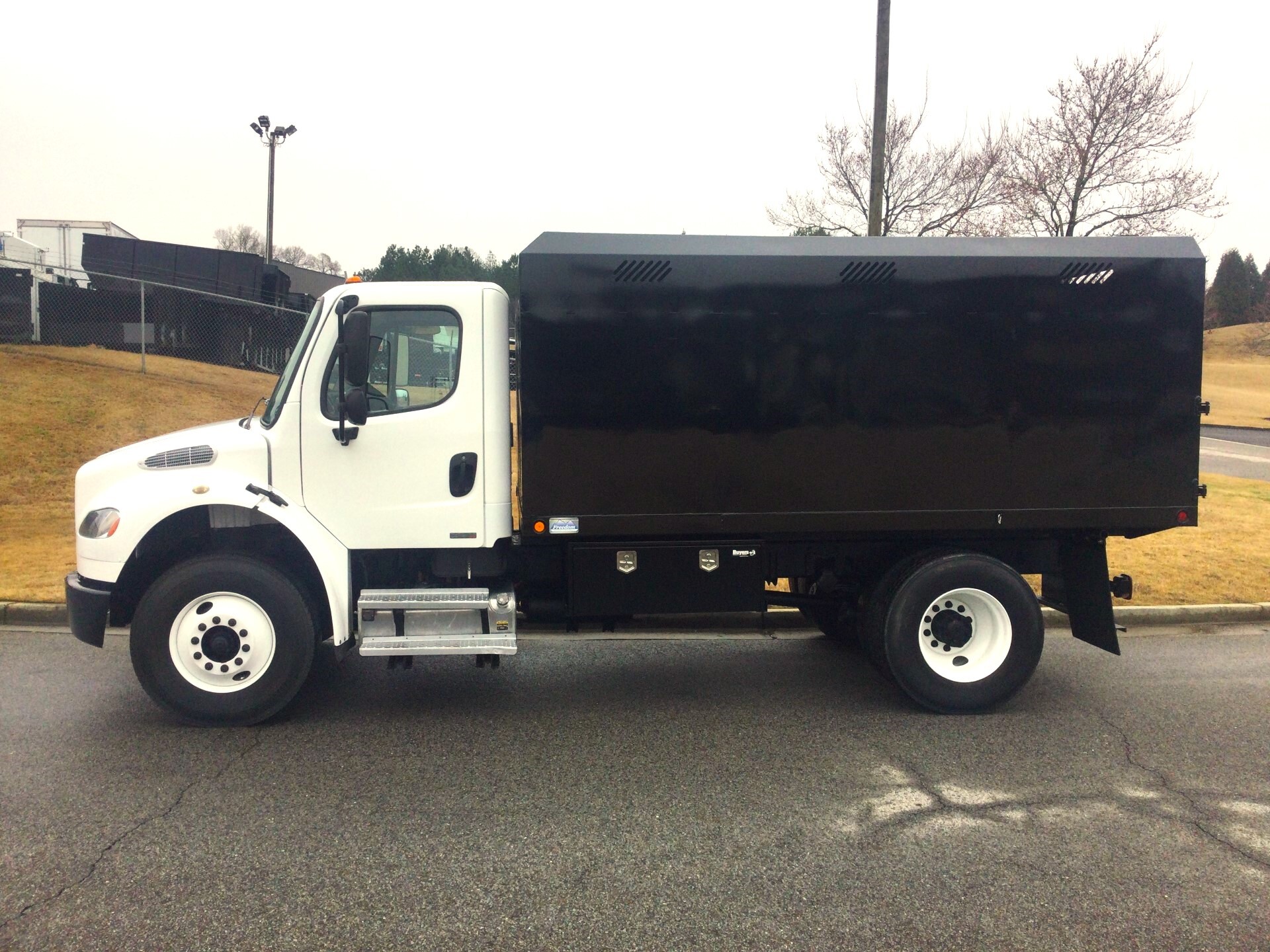 2014 FREIGHTLINER BUSINESS CLASS M2 in Winder, GA
