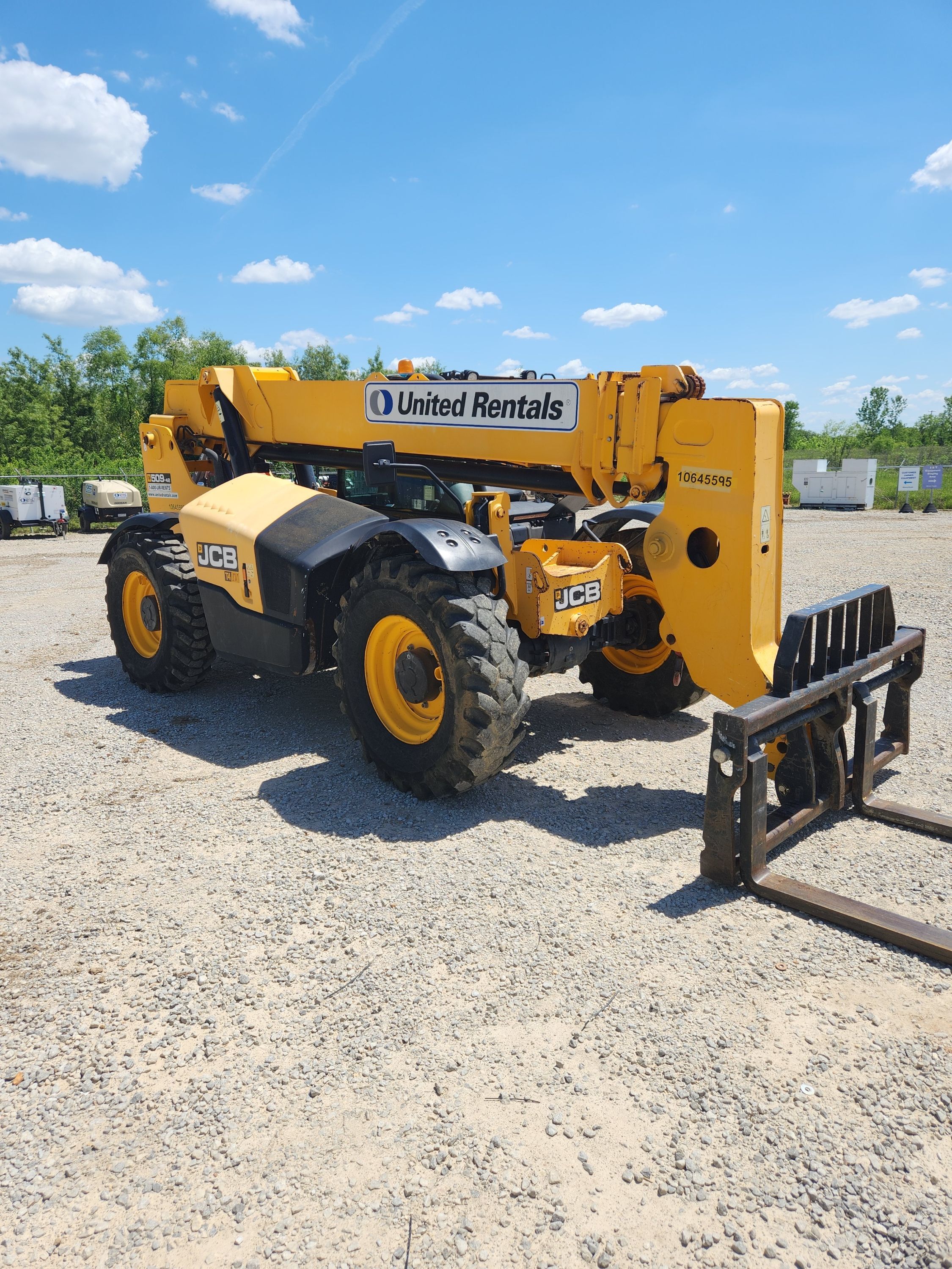 2017 JCB 509-42 Forklift in Bessemer, AL