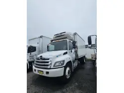 2015 HINO 338