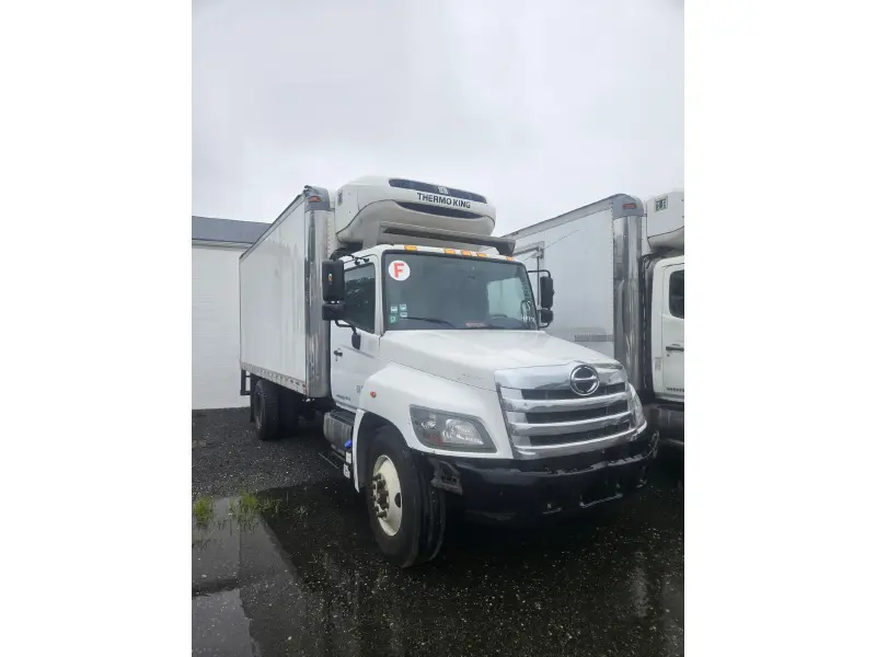 2018 HINO 268
