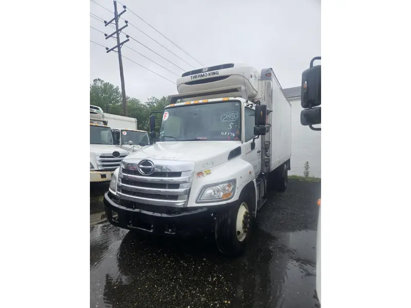 2018 HINO 268