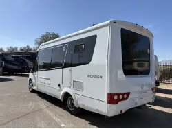 2020 LEISURE TRAVEL WONDER W24FTB