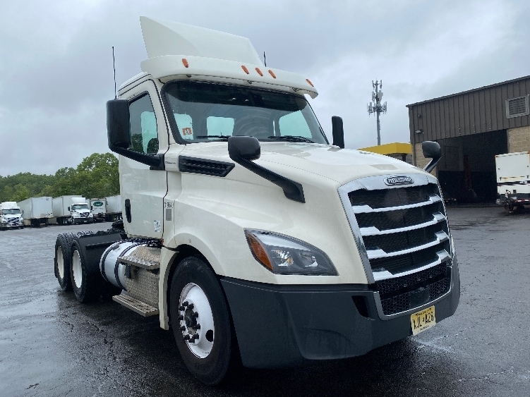 2018 FREIGHTLINER CASCADIA 126 in Parsippany, NJ