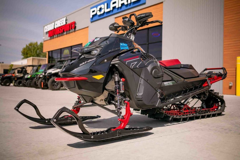 Black Freeride™ 154 For Sale Near 60068 - Ski-Doo