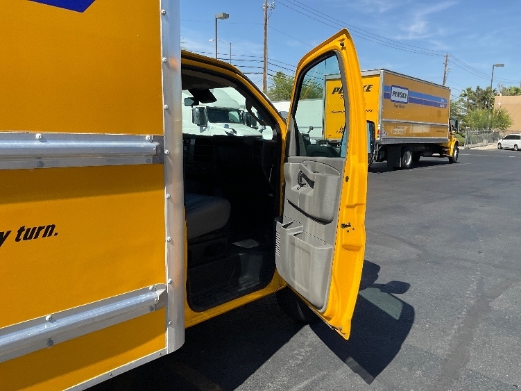 2021 Gmc Savana 3500 Cutaway photo 15