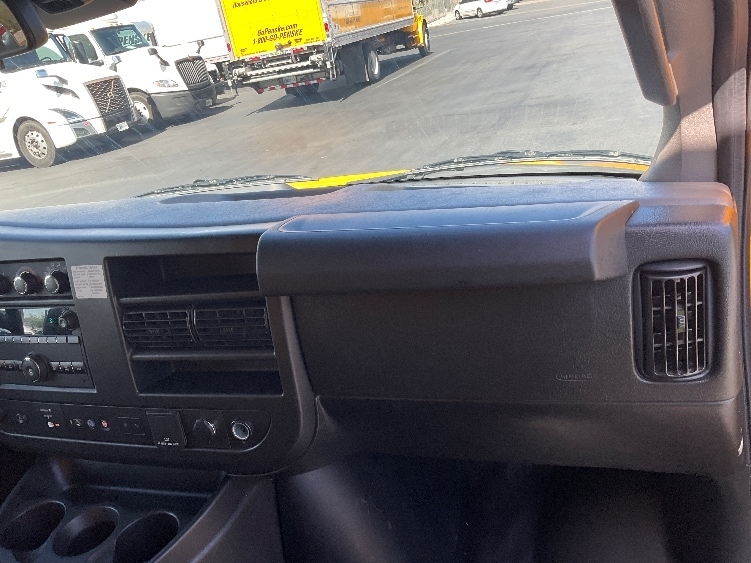 2021 Gmc Savana 3500 Cutaway photo 16