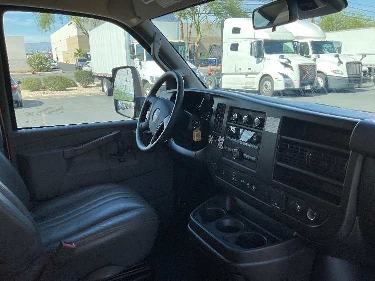 2021 Gmc Savana 3500 Cutaway photo 17