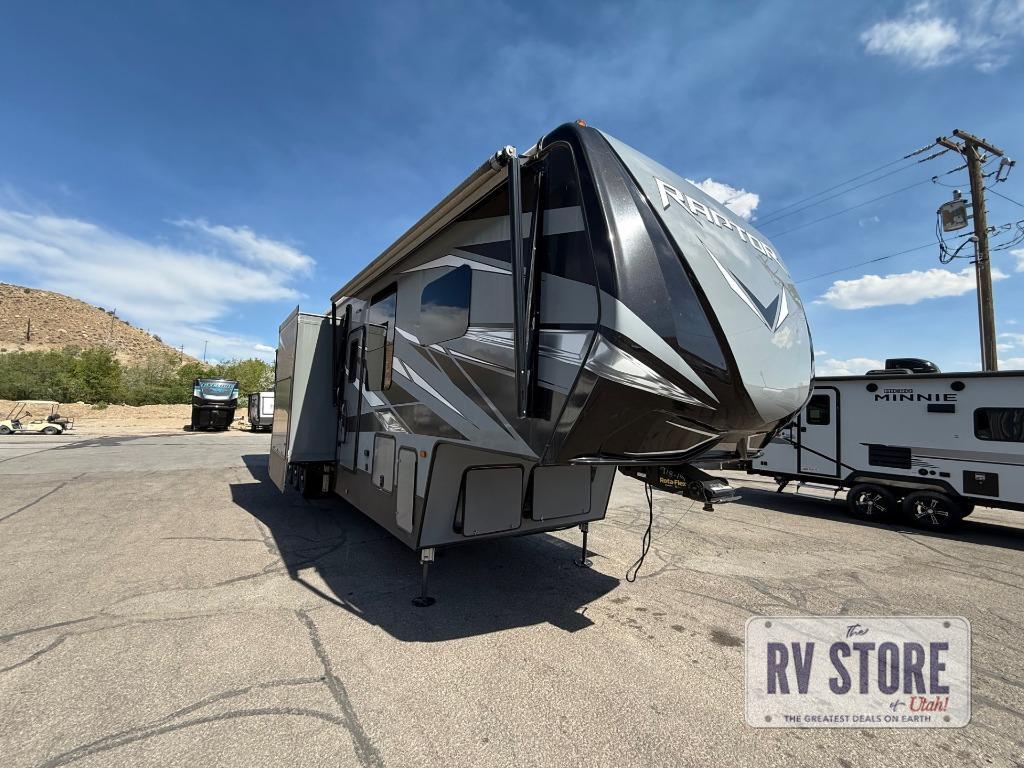 Ｍｉ Toy Hauler RVs - Toy Haulers For Sale Near Kaysville, Utah