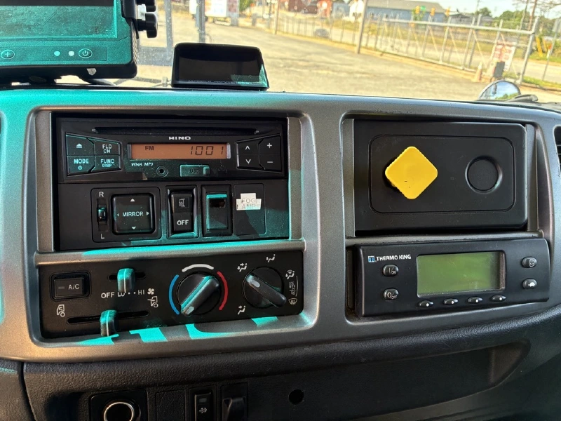 2016 HINO 338