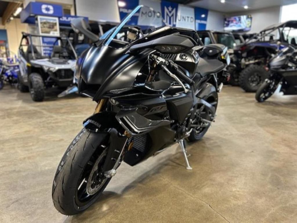 2025 Kawasaki Ninja® ZX™-6R | Moto United La Habra