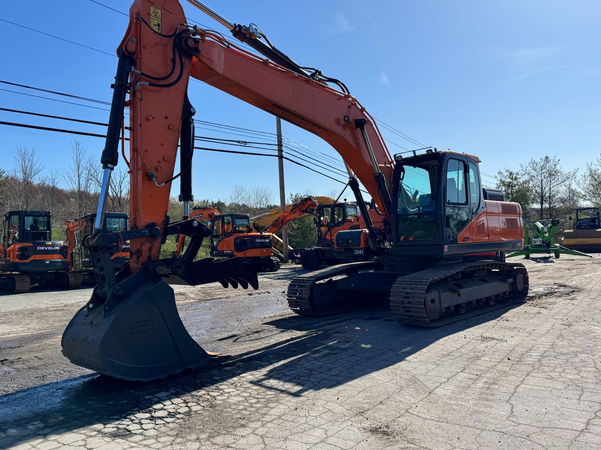 2019 DOOSAN DX225LC-7M in Monticello, NY