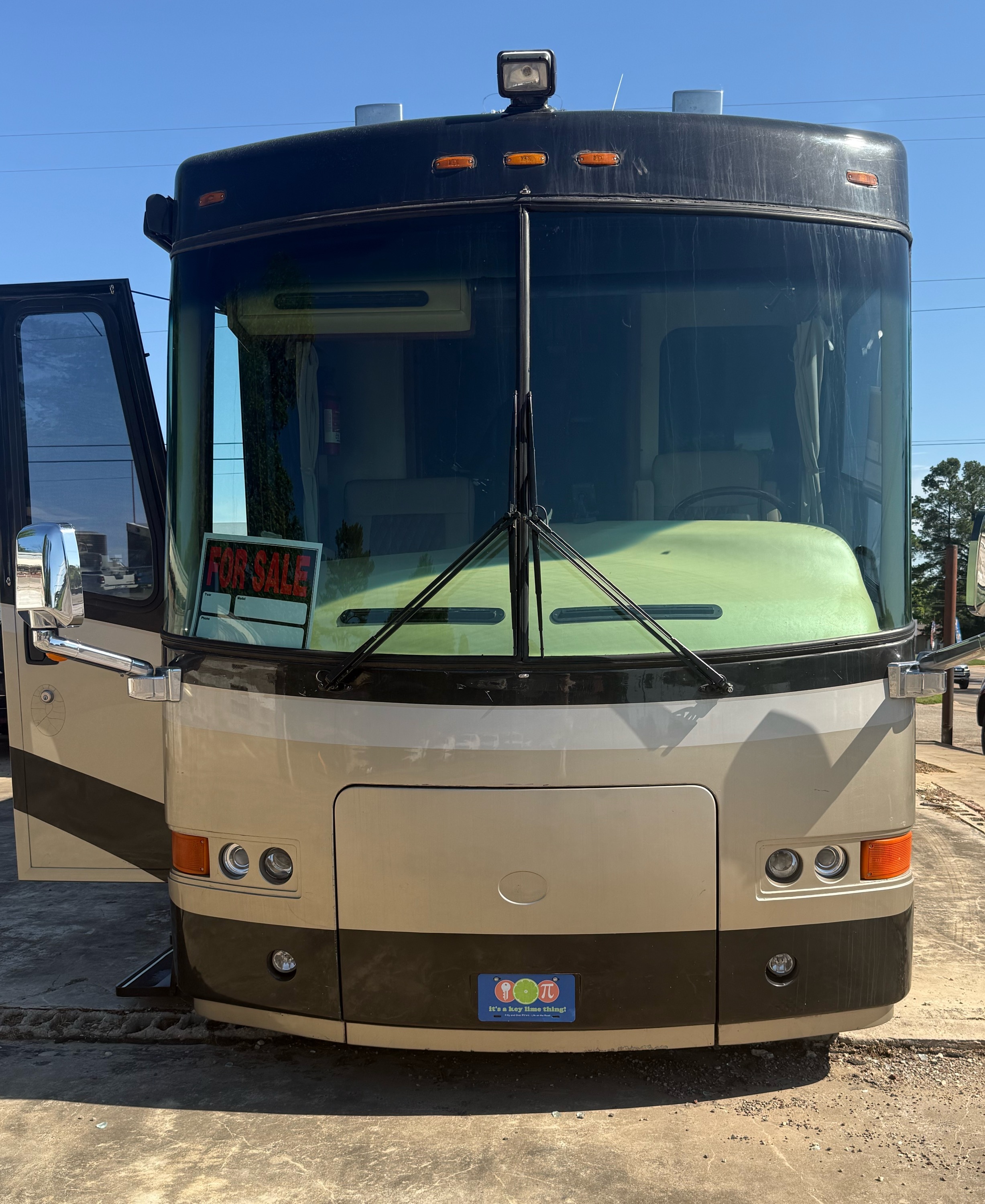 Genesis Supreme RV Overnighter Class A RVs and Motorhomes