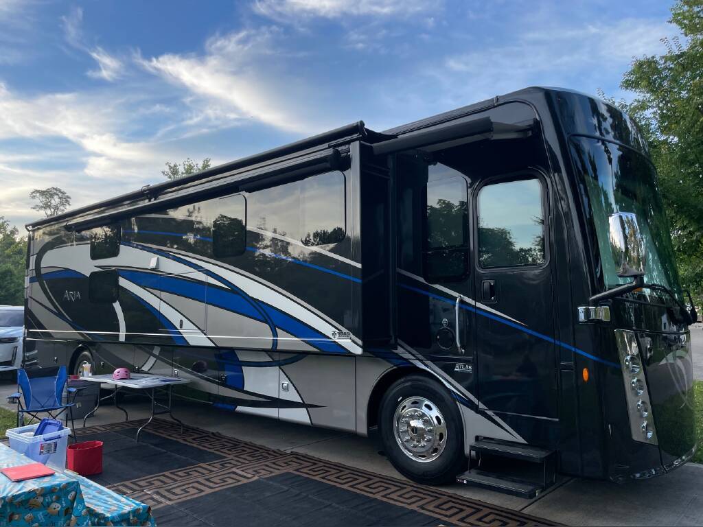 2019 Thor Motor Coach ARIA 4000 in berea KY