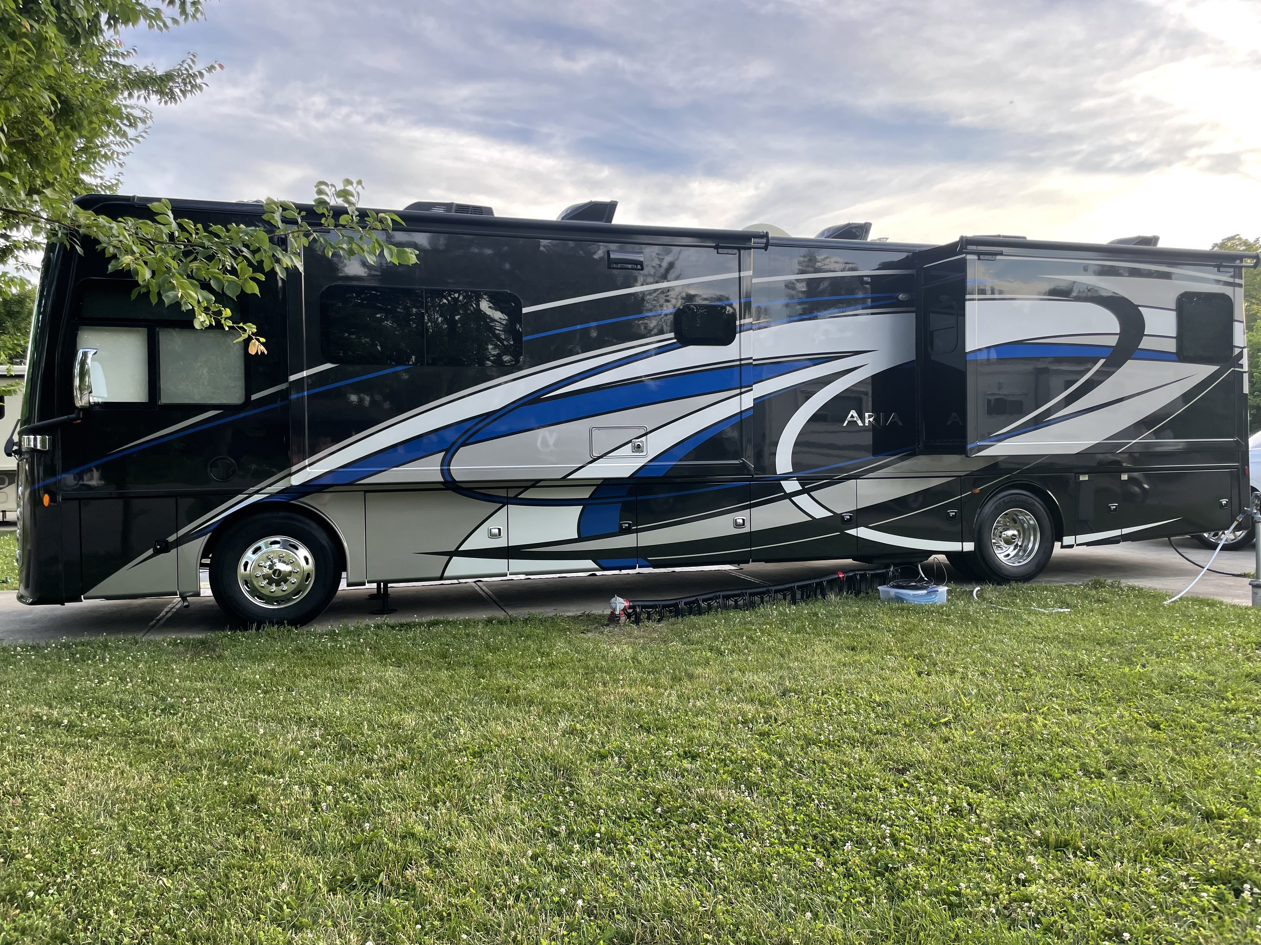 2019 Thor Motor Coach ARIA 4000 RV