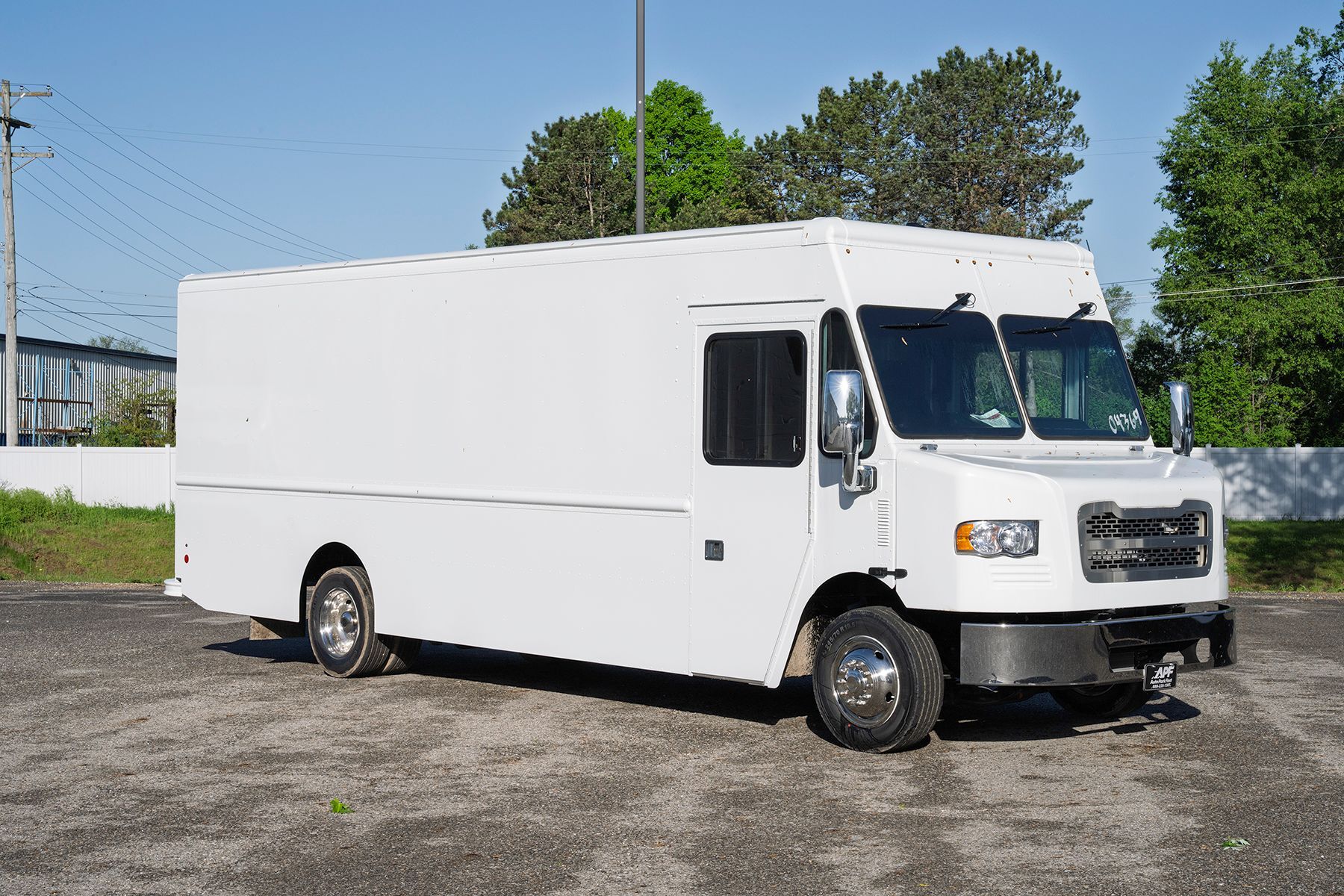 2026 FORD F59 20' Foundation food truck in Sturgis, MI