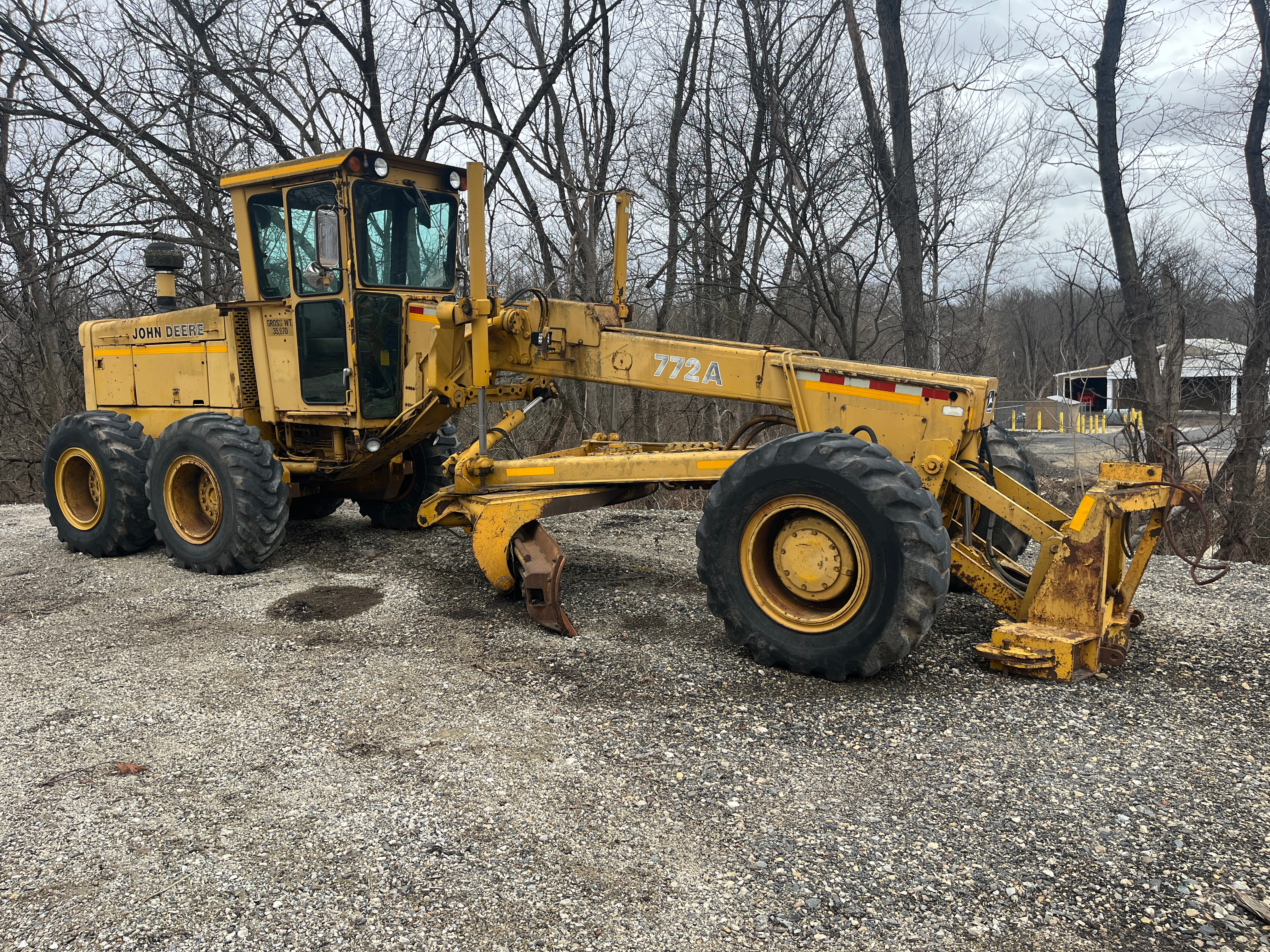 1985 JOHN DEERE 772 in Spring City, PA