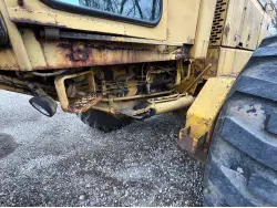 1985 JOHN DEERE 772