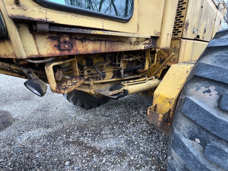 1985 JOHN DEERE 772