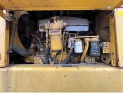 1985 JOHN DEERE 772